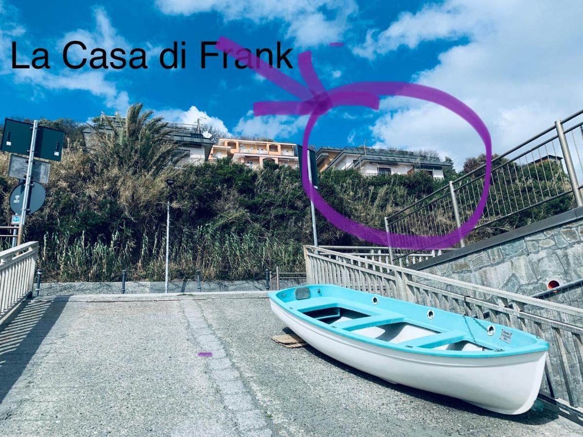 La Casa Di Frank Appartement Cogoleto Buitenkant foto